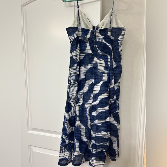NWT - Banana republic dress size 10. - Picture 3 of 3